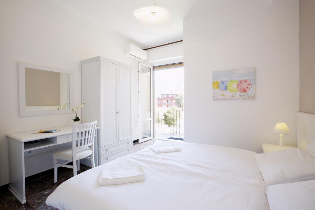 Riviera Apartments Леванто Экстерьер фото
