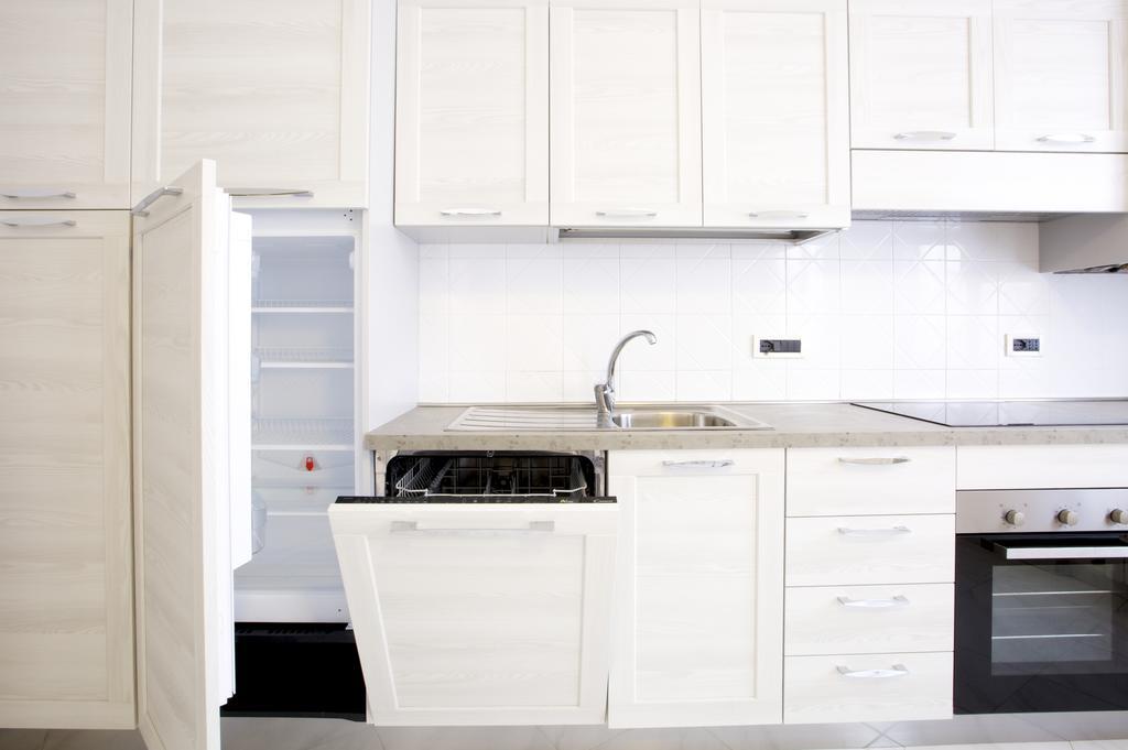 Riviera Apartments Леванто Номер фото