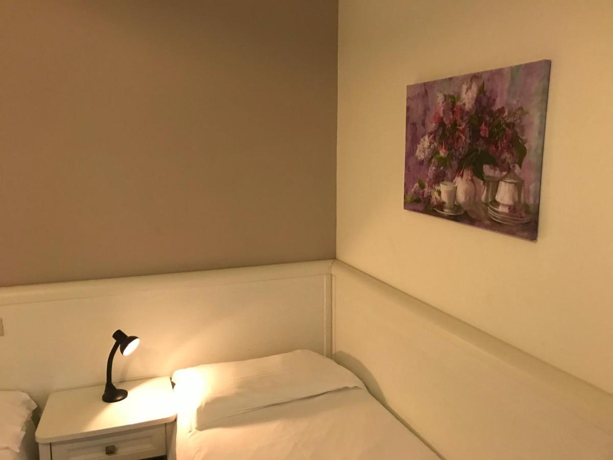 Riviera Apartments Леванто Экстерьер фото